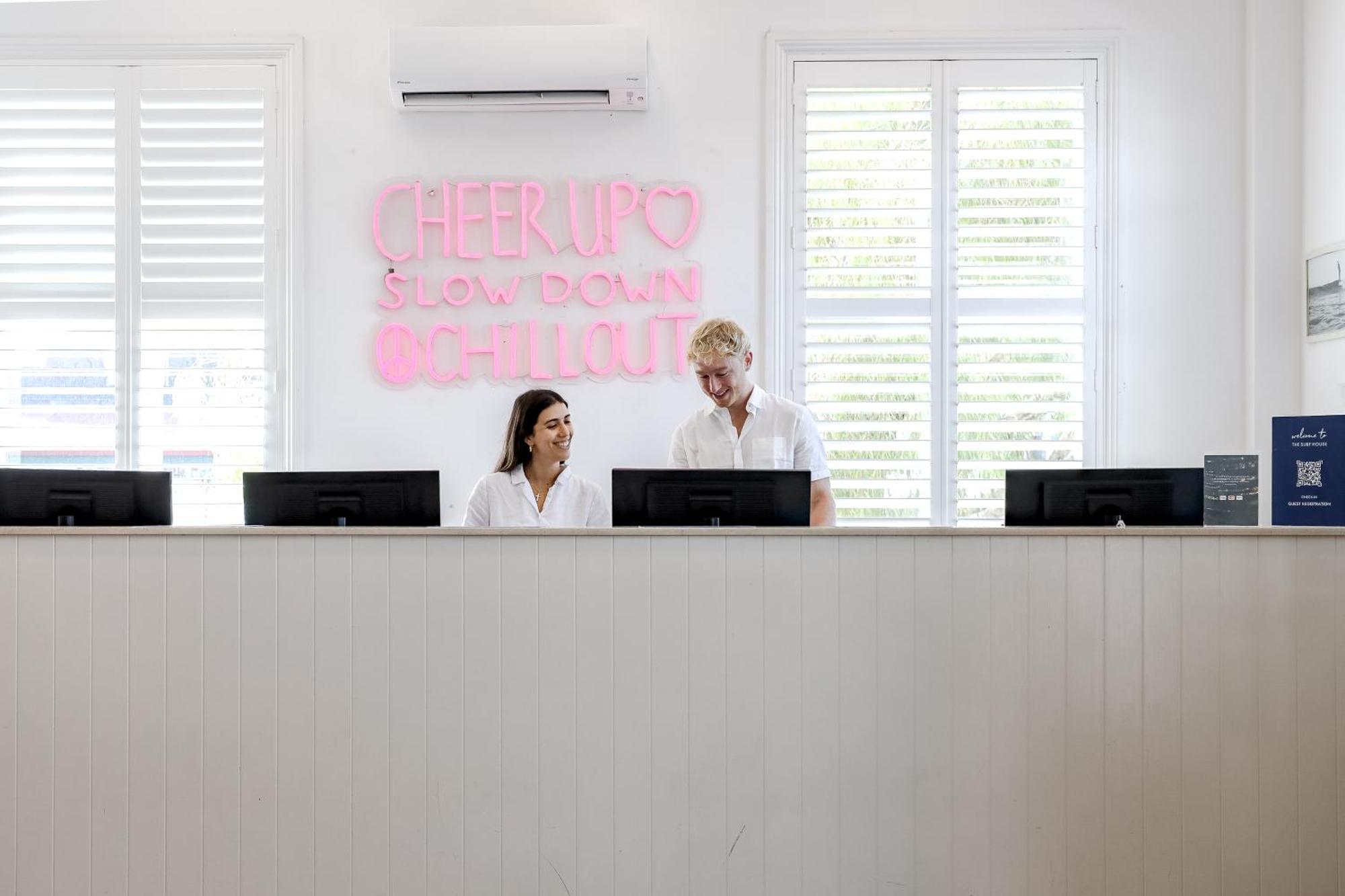 The Surf House Hostel Byron Bay Exterior foto